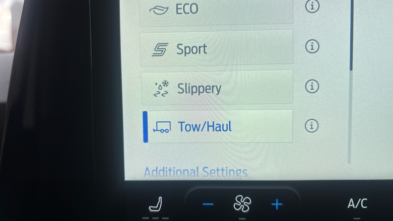 Ford Transit Custom E-320 L1 Rwd 100kW 65kWh H1 Van Limited Auto